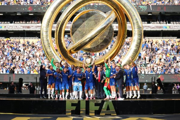 FIFPro主席：FIFA被沉溺体系拘谨，一切齐不错用钞票购买