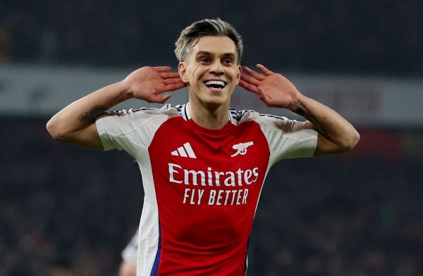 德太空：多特密切治愈特罗萨德，后者还收到两家英超球队报价