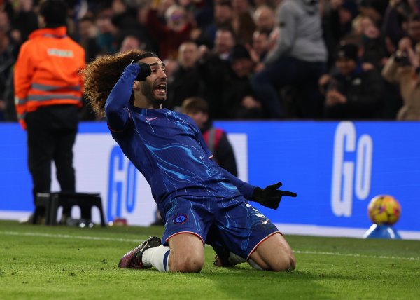 罗马诺：切尔西贪图与库库雷利亚续约，将其视为弥远贪图关键部分