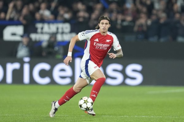 卡拉菲奥里：但愿本赛季阿森纳夺英超冠军 本赛季念念进入更多比赛