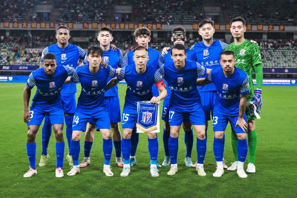 申花自2013年5月对阵武汉长江以来，初度在3+球落伍时保抓不败