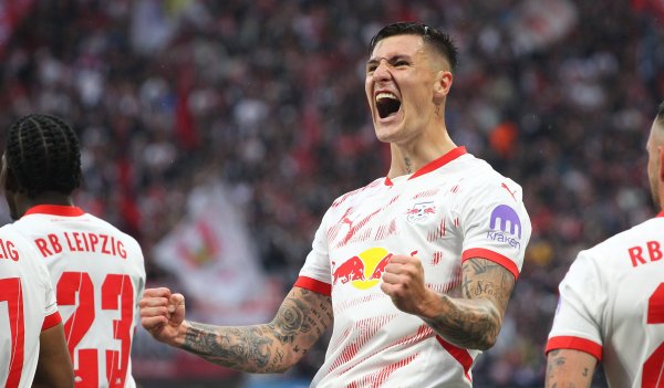 记者：塞斯科今晚飞曼彻斯特&有望周六亮相 莱比锡有转售分红条目