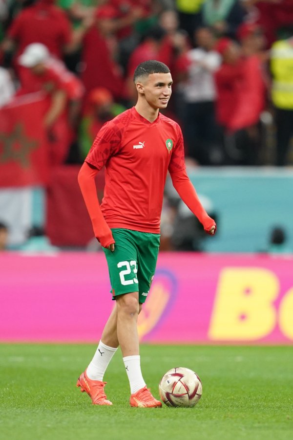 记者：纽卡已有关蓝狐中场埃尔哈努斯团队，商议转会条件