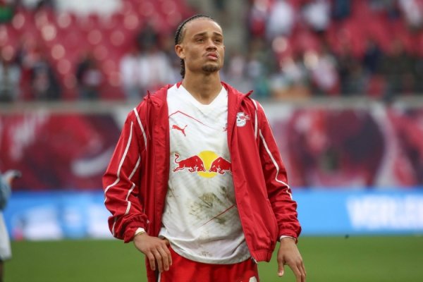 莱比锡高层：若是莫得什么变化，哈维-西蒙斯仍将是莱比锡球员