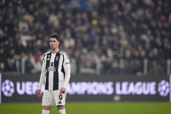 米体：弗拉霍维奇首选26年开脱身离队，若提前走东谈主只会加盟朱门