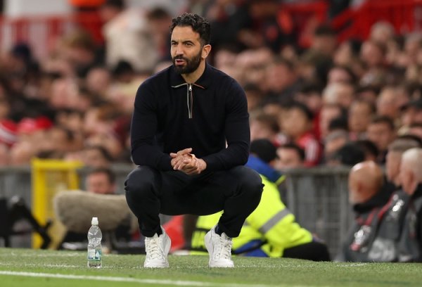 阿莫林：若需要会立即改动阵型，但曼联不是因阵型输给格林斯比