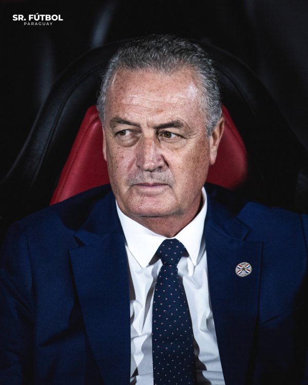 主帅有能！巴拉圭时隔16年进宇宙杯，主帅上任后带队拿20分仅1负