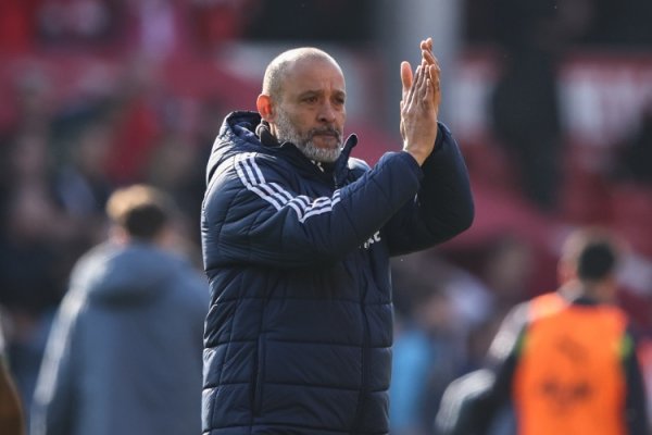 球迷不悦丛林欧战球员名单：努诺似乎在尽一切致力于让我方被罢黜