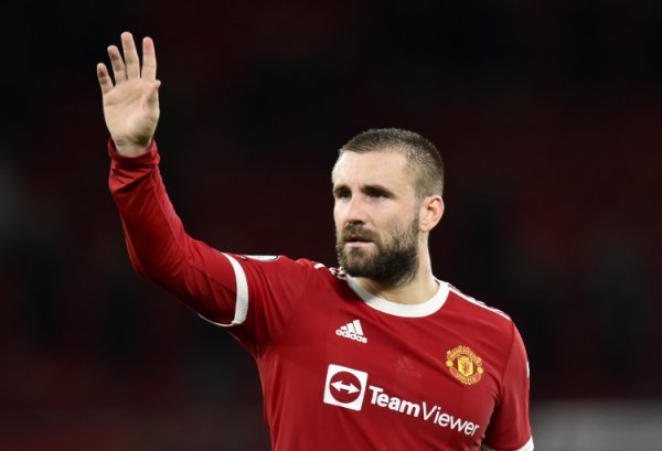 卢克肖：球迷在曼联最艰巨时刻仍不离不弃，对此咱们遥远心胸谢意