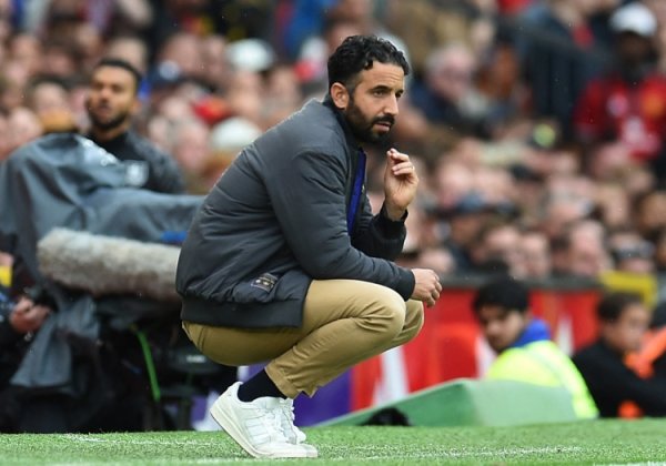 电讯报：四后卫能科罚阿莫林许多问题，应重用梅努、B费打前腰