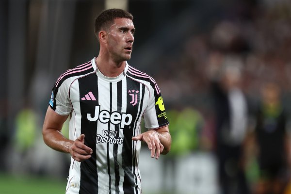 欧冠2射1传！米体：弗拉霍维奇奇迹格调无孔不钻，尤文后悔未续约