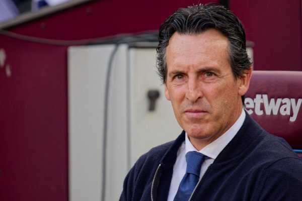 埃梅里：多打一东谈主本该赢下比赛，咱们必须发奋规复并重塑自己身份