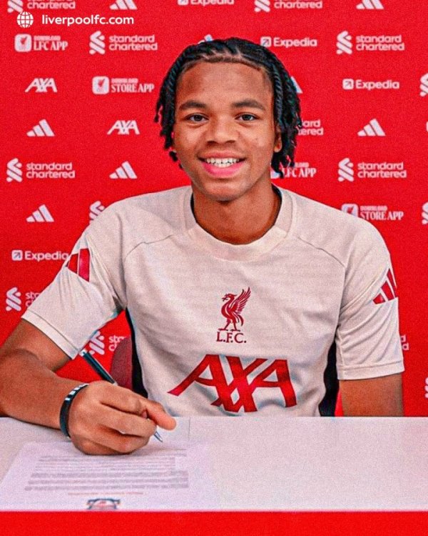 涨薪360%！17岁恩古莫哈签劣等一份干事公约，最新年薪5.2万镑