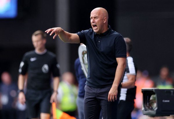 利物浦本场首发平均年岁为26岁160天，是球队本赛季最年青首发