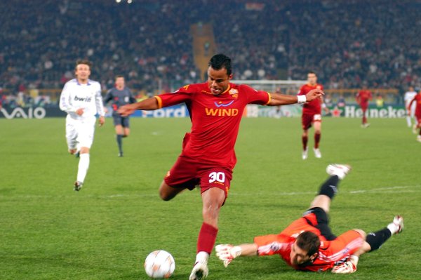 小曼奇尼：我对加斯佩里尼很有信心，罗马能获欧冠阅历+意杯决赛