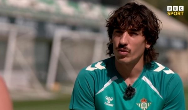 骑自行车高放工，贝莱林：受温格影响，我越来越温雅可握续发展