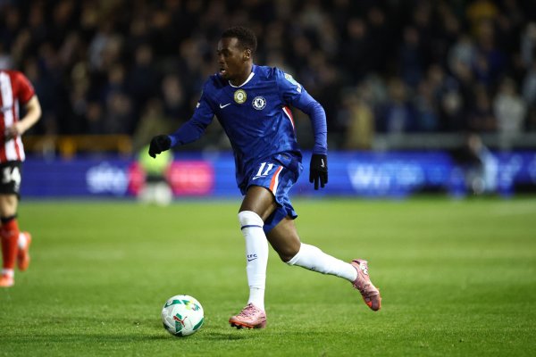 马卢达：吉滕斯具备天资，他这么的年青球员就该无所退守