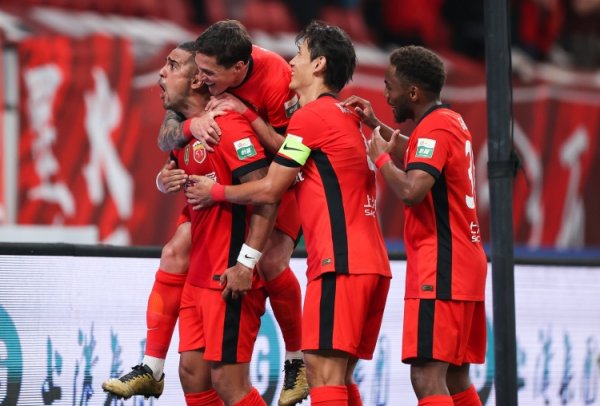 刘闻超：海港教唆赛4-3取胜，莱昂纳多双响，王燊超、吕文君破门