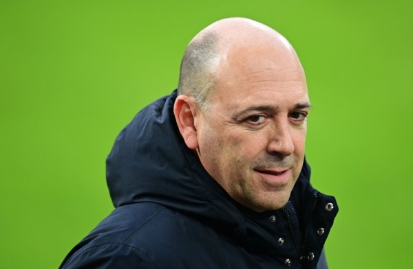 药厂CEO谈西甲：皇马和西甲应该罢手战役，这的氛围和德国太不同