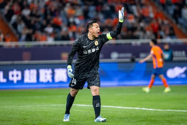 鲁媒：泰山队五外助出征浙江，王大雷和孙起程可以出战