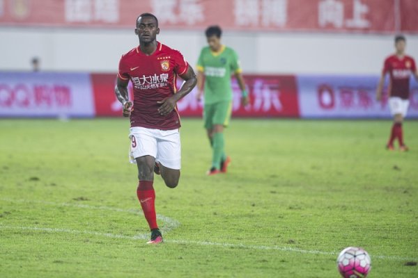 纪录报：39岁杰克逊-马丁内斯可能复出，最终决定预测鄙人周作念出