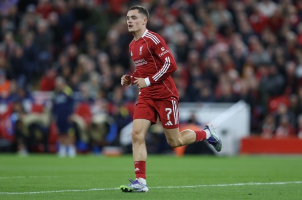 也曾德甲敌手更熟，维尔茨此前10场参与0球，本场4分钟助攻双响