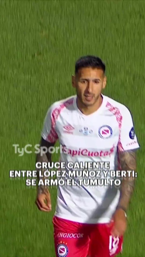 拖延时辰？阿根廷杯决赛门多萨独处主帅绊倒敌手，被红牌罚下