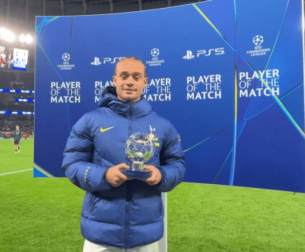 送助攻破荒, 哈维-西蒙斯当选热刺vs哥本哈根全场最好