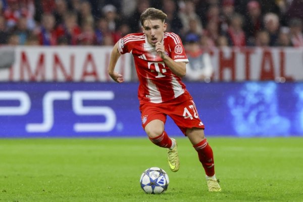 卡尔谈德国U21首秀双响：一切很齐备，只念念好好踢球不会轻柔社媒