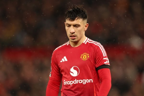 罗马诺：利马近日一直随阿根廷检修，准备在回曼联后复出