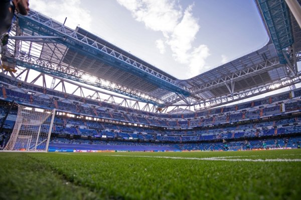 大幅增长！记者：伯纳乌18-19赛季营收1.73亿欧，本赛季瞻望4亿