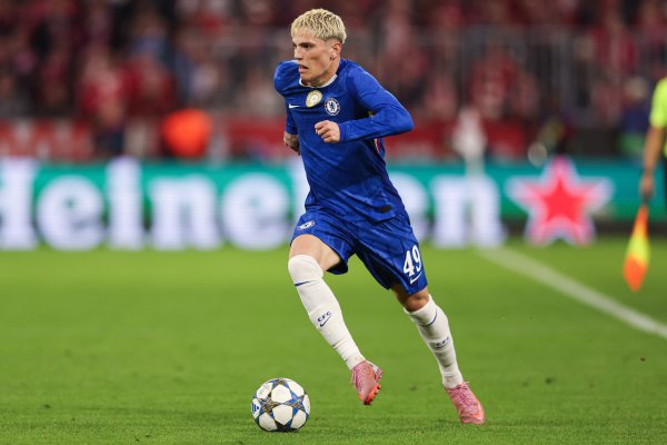 ESPN：曼联此前隔断了切尔西将拉维亚和恩昆库加入加纳乔往还