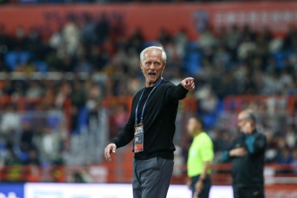 玉昆副总告别约恩·安德森：讲不出再见，感谢您对玉昆的全情付出