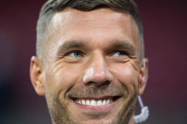 波多尔斯基：但愿阿森纳和拜仁平局 两队本赛季齐有望赢得成效