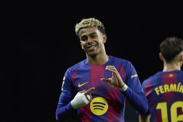 亚马尔单场9得手过东说念主！五大联赛前次有东说念主比这更多，是4月的亚马尔