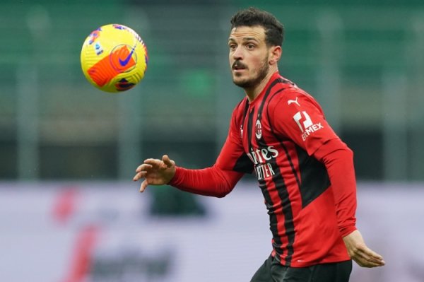 弗洛伦王人：不管是打左边锋仍是踢中锋，莱奥是意甲最强的球员