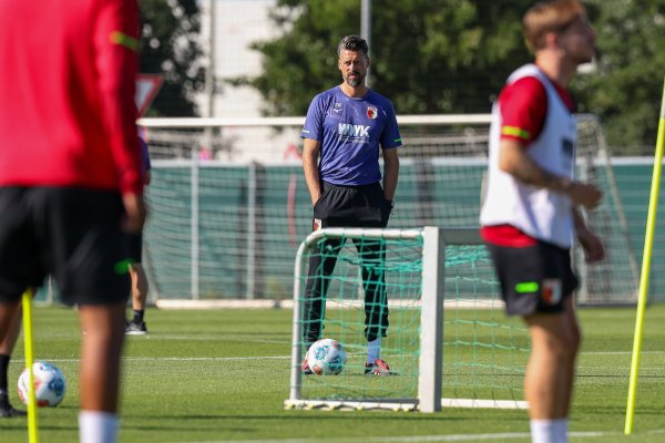 奥格斯堡官方：经友好协商，和主进修桑德罗·瓦格纳截至互助