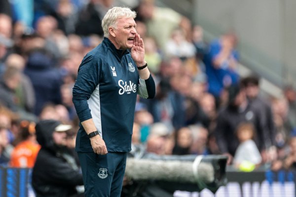 2013年12月之后，埃弗顿初度在老特拉福德打败曼联